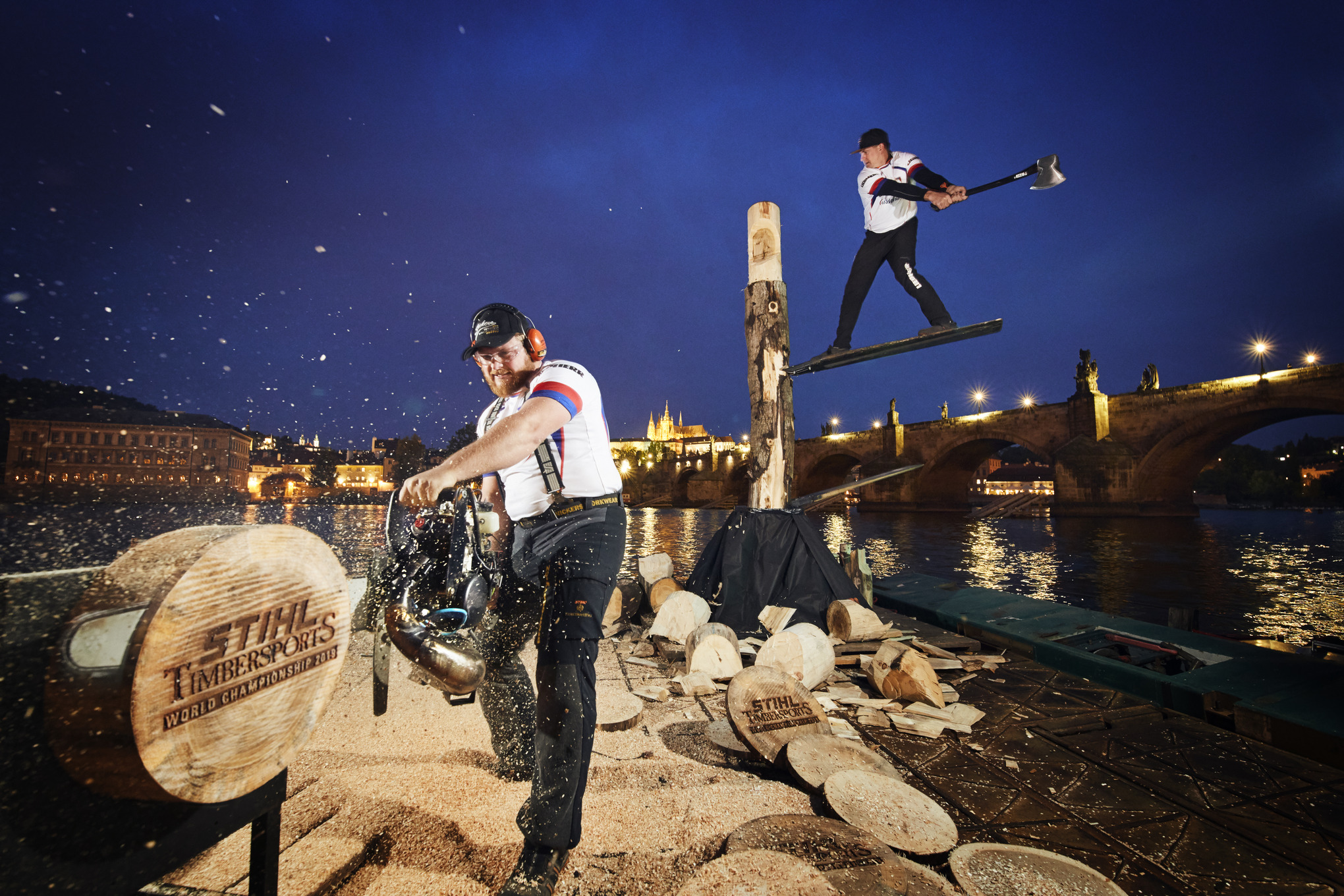 un champion lors d'une épreuve de Timbersports