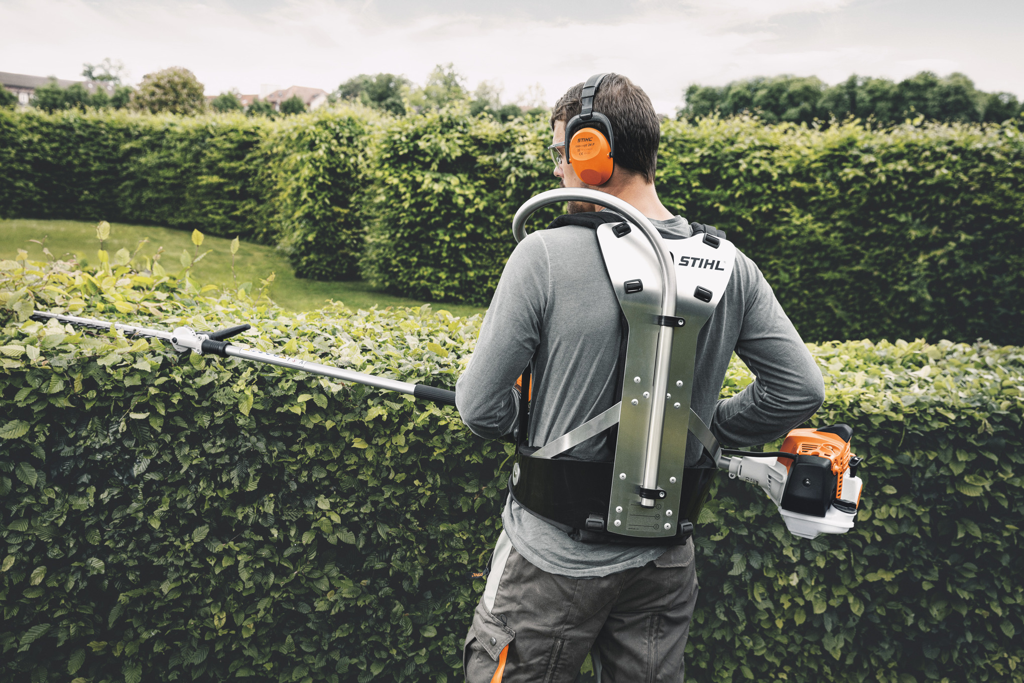 Taille haie HL 92 C-E STIHL - Taille-haies long et léger avec poignée