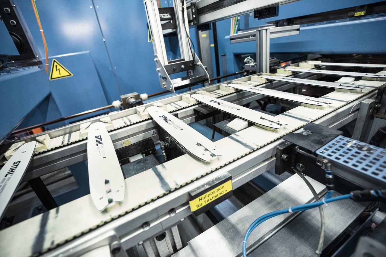 Fabrication de rails dans une usine STIHL