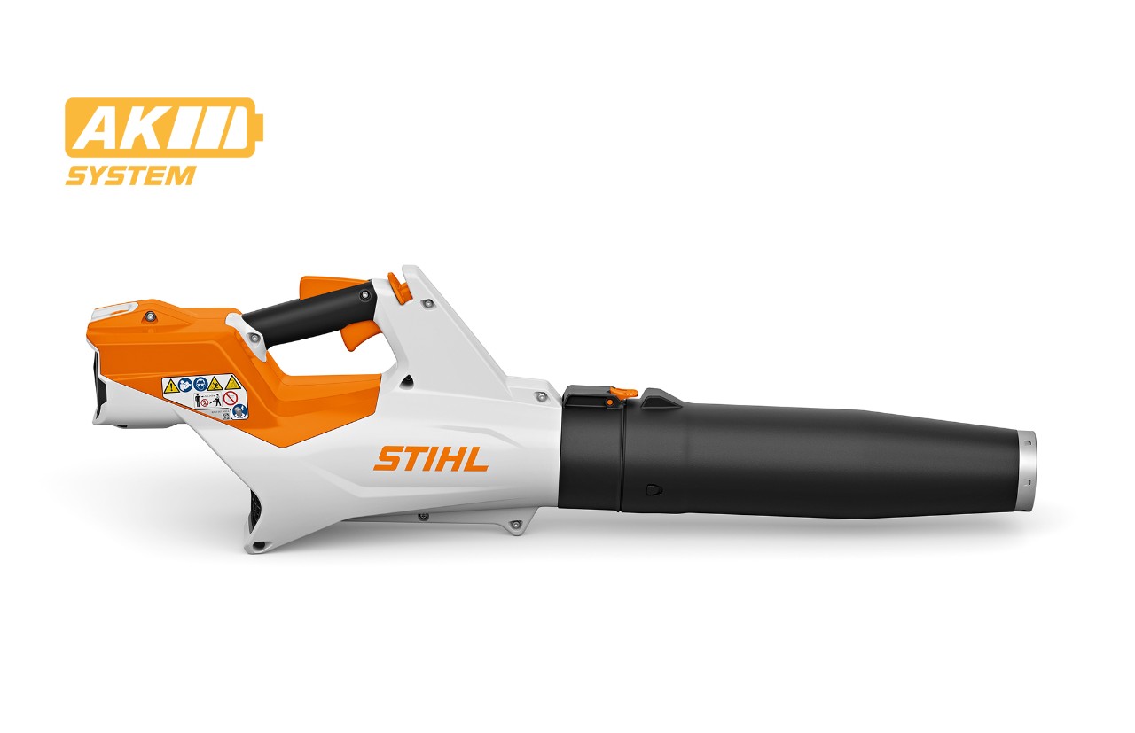 Image produit d’un souffleur à batterie STIHL BGA 60, icône de batterie en haut à gauche pour le système AK de STIHL
